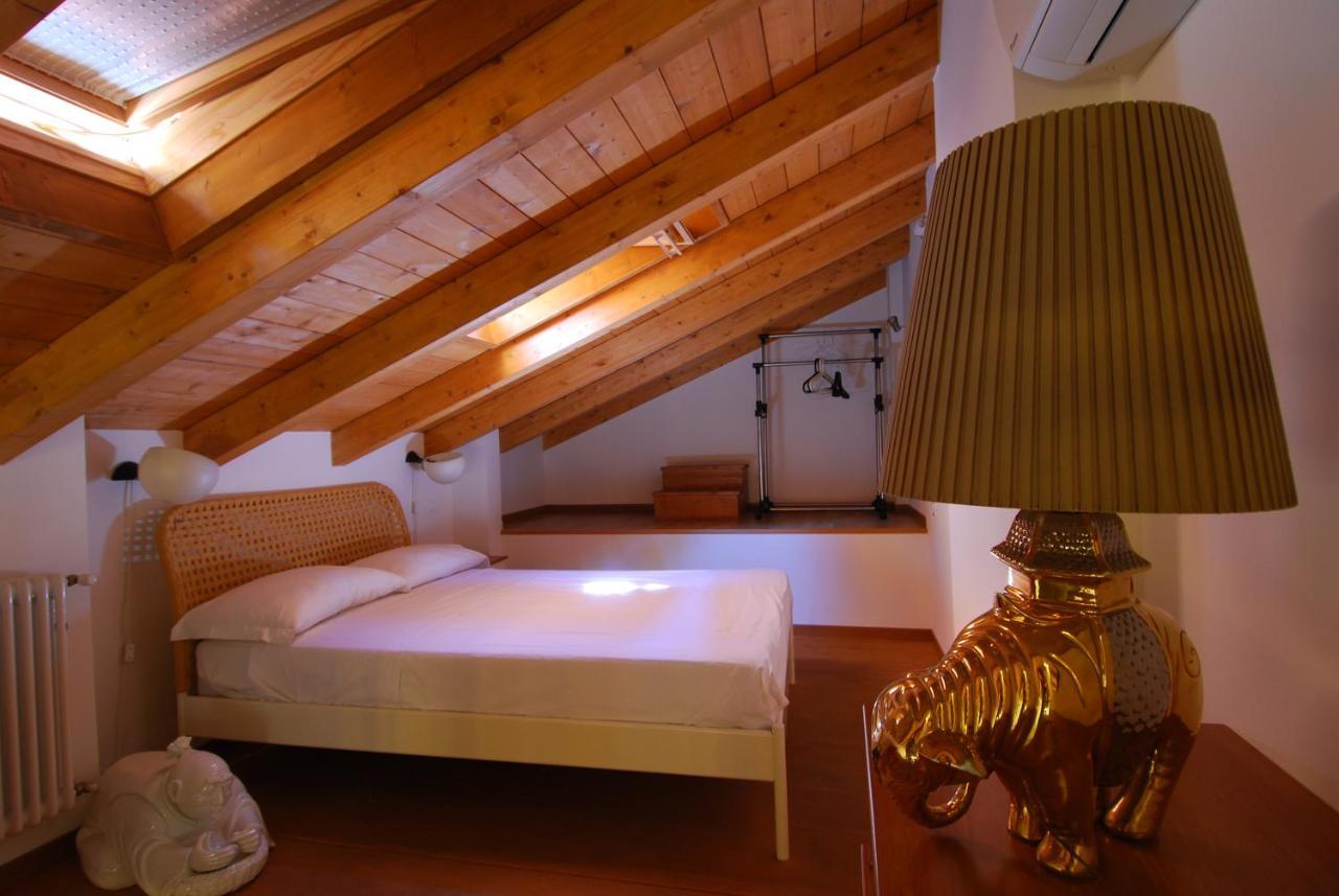 Ferienwohnung GetTheKey Boldrini Lofts Bologna Zimmer foto